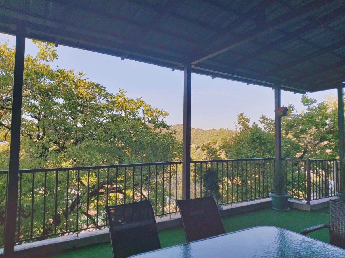 Guest House Royal Comfort With Terrace Kutaisi Exterior foto