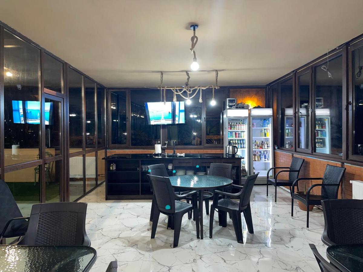 Guest House Royal Comfort With Terrace Kutaisi Exterior foto