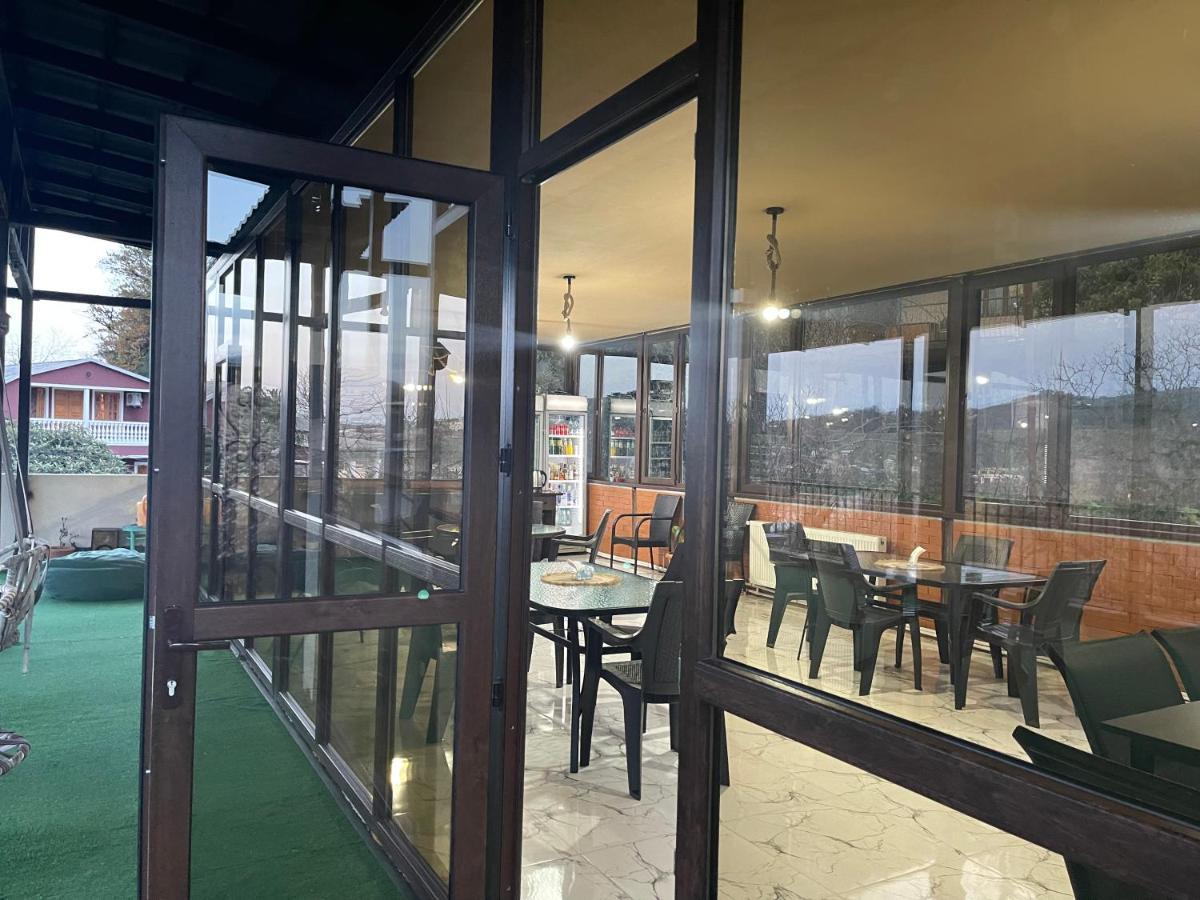Guest House Royal Comfort With Terrace Kutaisi Exterior foto