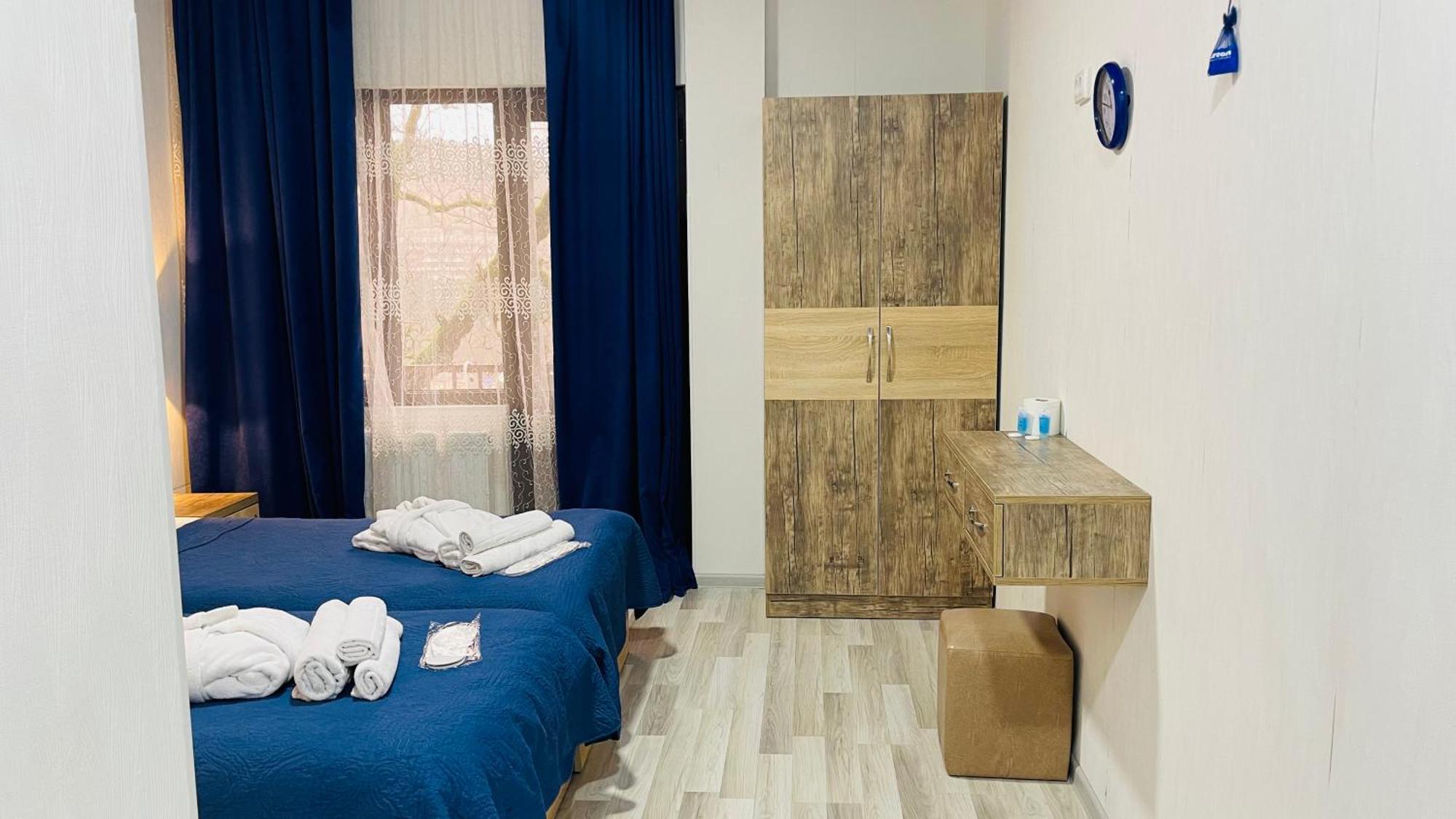 Guest House Royal Comfort With Terrace Kutaisi Exterior foto