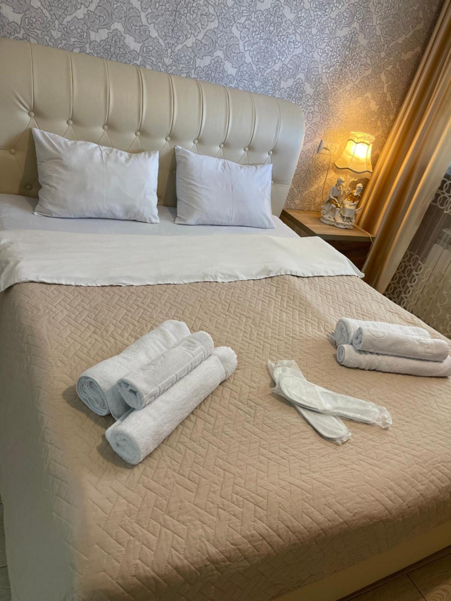 Guest House Royal Comfort With Terrace Kutaisi Exterior foto